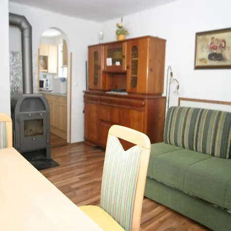 Holiday Home In Bad Kleinkirchheim Near Ski Area Vikendica